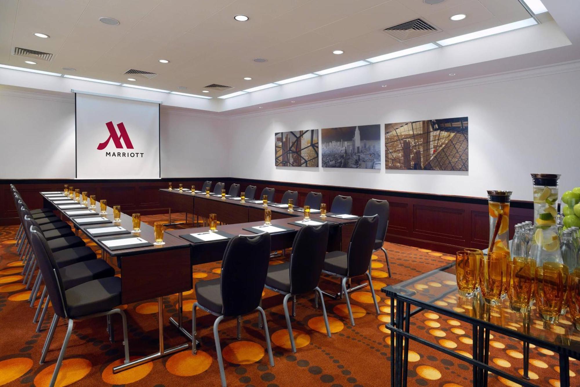 Frankfurt Marriott Hotel Fráncfort del Meno Exterior foto Meeting room